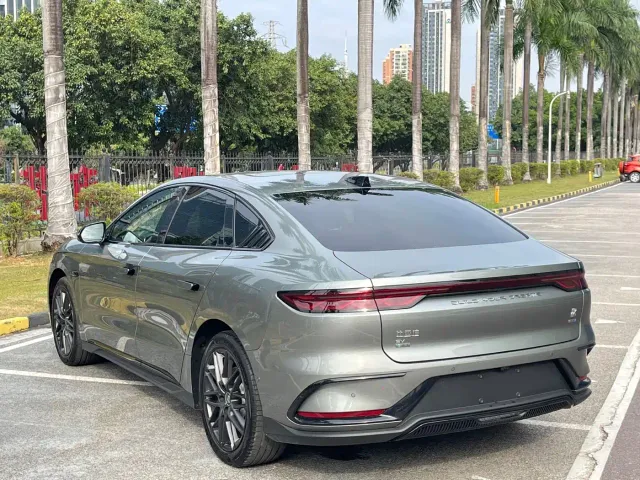 BYD Han — Фото автомобиля 14