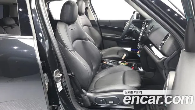 MINI Countryman — Фото автомобиля 17