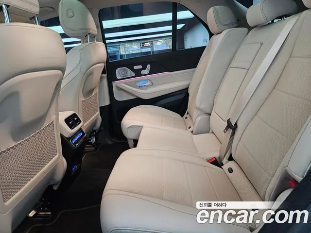 Mercedes-Benz GLE-Class — Фото автомобиля 9
