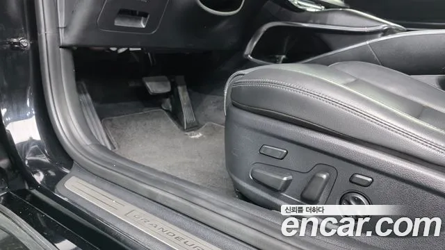 Hyundai Grandeur Новый Grandeur IG — Фото автомобиля 18