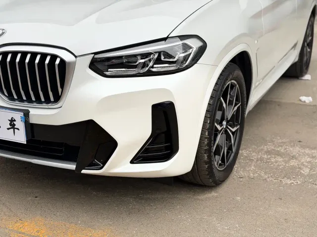 BMW X3 — Фото автомобиля 3