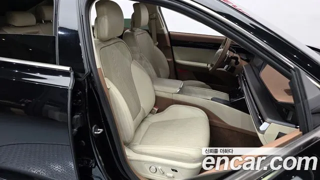 Hyundai Grandeur GN7 — Фото автомобиля 11