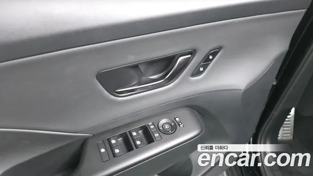 Hyundai Kona Kona (SX2) Бензин 1.6 Turbo 4WD — Фото автомобиля 28