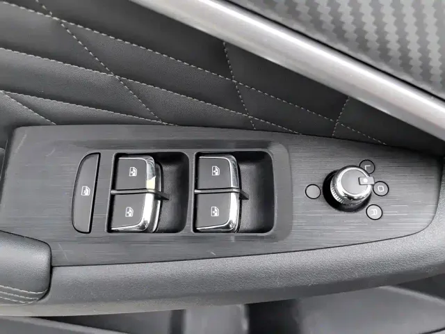 Dongfeng Yixuan MAX — Фото автомобиля 9