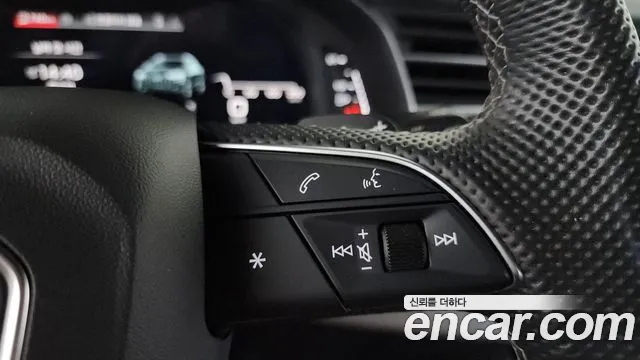 Audi Q8 50 TDI quattro Premium — Фото автомобиля 14