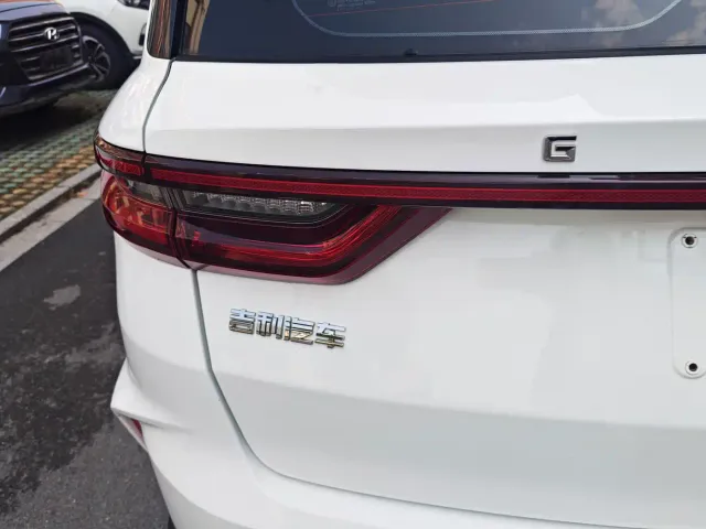 Geely Vision X6 — Фото автомобиля 11
