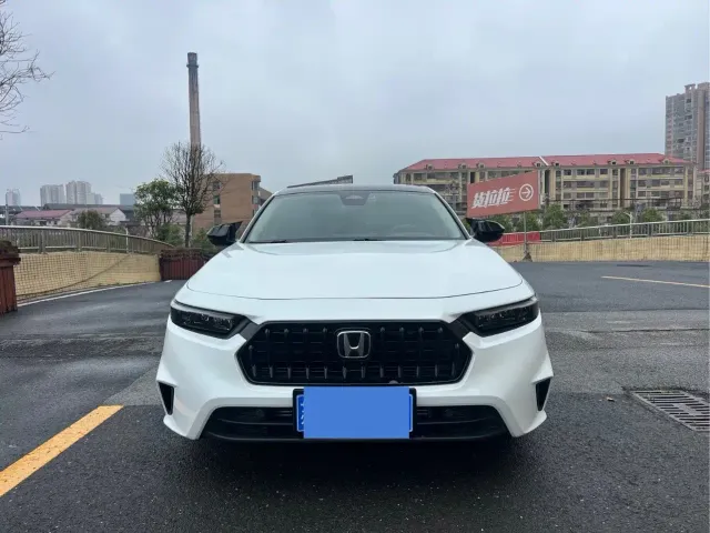 Honda Inspire — Фото автомобиля 2