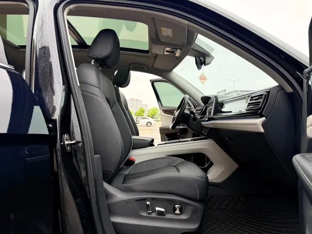 Volkswagen Teramont 2022 330TSI 2WD Premium Luxury — Фото автомобиля 6