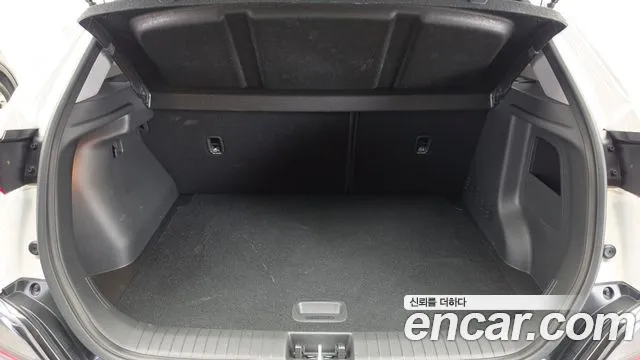 Hyundai Kona New — Фото автомобиля 26