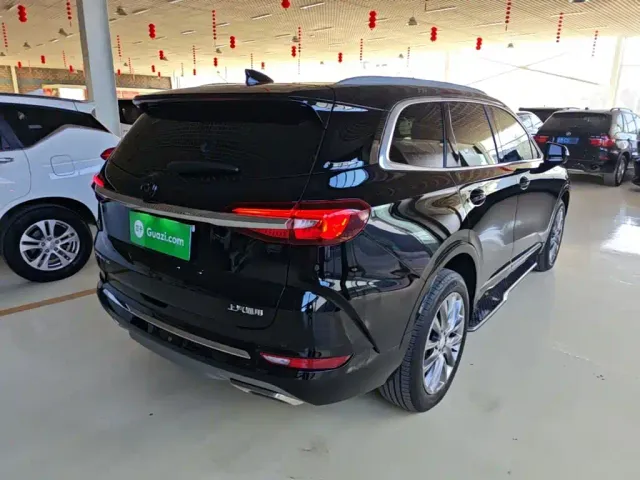 Buick Enclave — Фото автомобиля 6