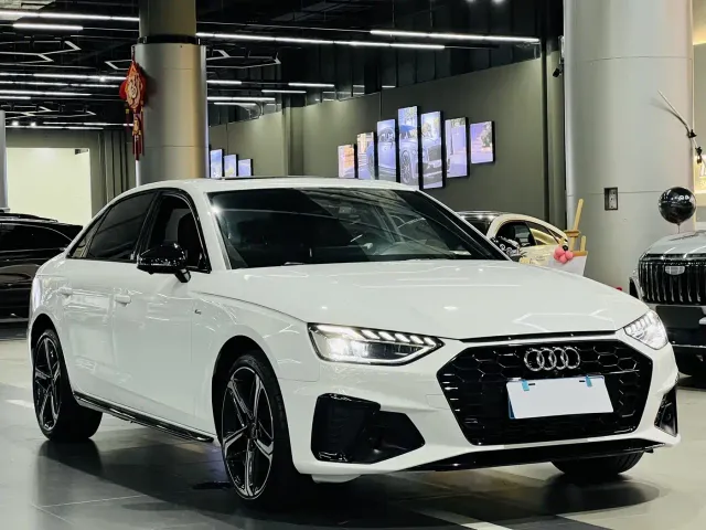Audi A4L — Фото автомобиля 3