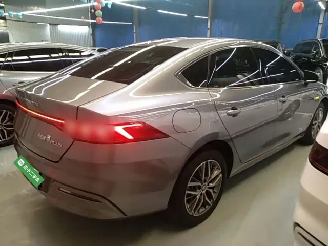 BYD Qin PLUS — Фото автомобиля 6