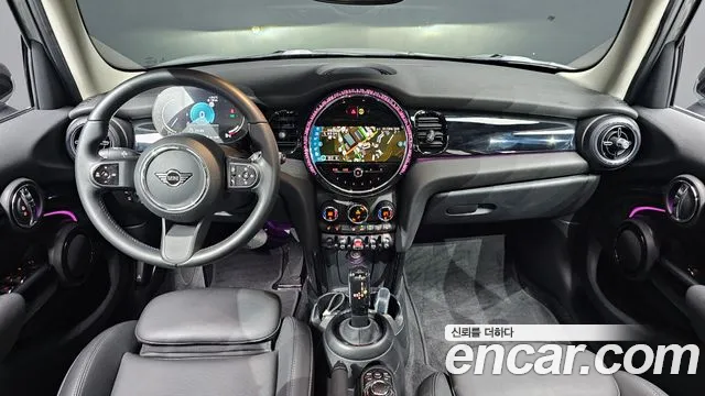 Mini Cooper Cooper 5 дверей Classic Plus — Фото автомобиля 7
