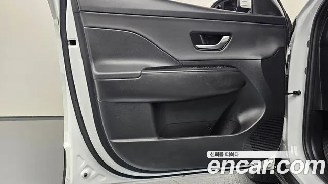 Hyundai Kona SX2 — Фото автомобиля 13