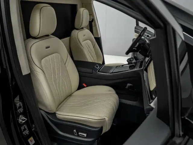 GAC Trumpchi M8 — Фото автомобиля 21