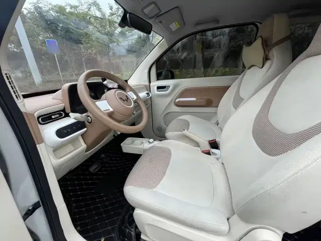 Wuling Hongguang Mini EV — Фото автомобиля 13