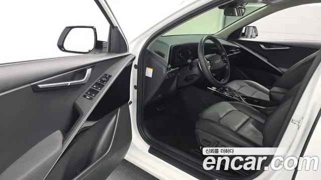 Kia Niro The All New Niro — Фото автомобиля 9
