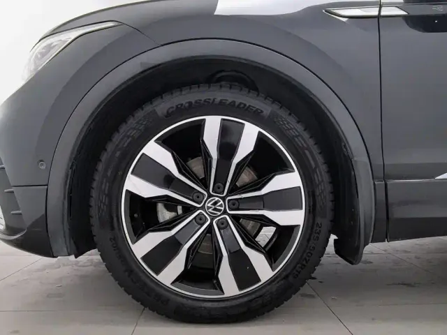 Volkswagen Tiguan L — Фото автомобиля 17