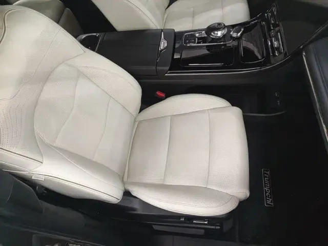 GAC Trumpchi E9 — Фото автомобиля 23