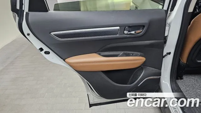 Renault-KoreaSamsung QM6 Новый QM6 2.0 GDe RE Signature 2WD — Фото автомобиля 21