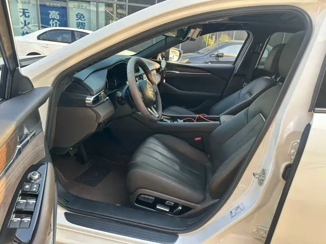 Mazda Atenza — Фото автомобиля 10