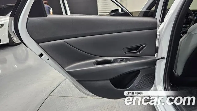 Hyundai Avante CN7 — Фото автомобиля 24