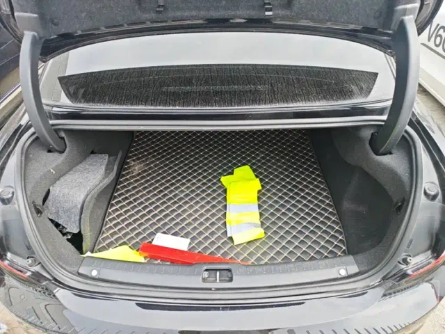 Volvo S90 — Фото автомобиля 23