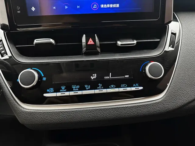 Toyota Corolla — Фото автомобиля 14