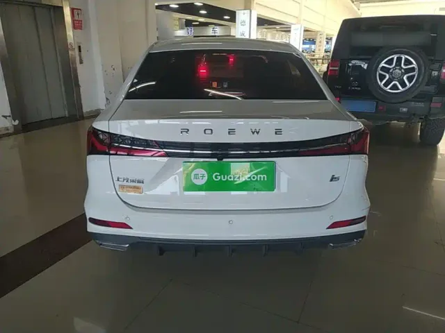 Roewe i5 — Фото автомобиля 5
