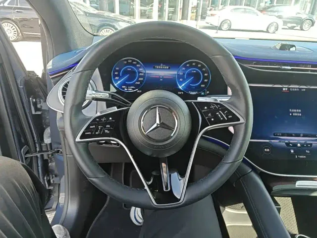Mercedes-Benz EQS — Фото автомобиля 10