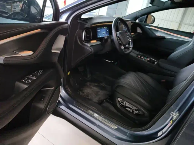 BYD Sealion 07 EV — Фото автомобиля 15