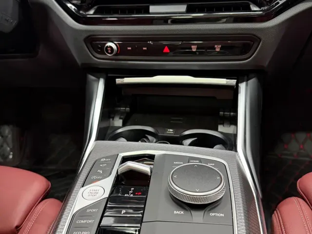 BMW 3 Series — Фото автомобиля 12