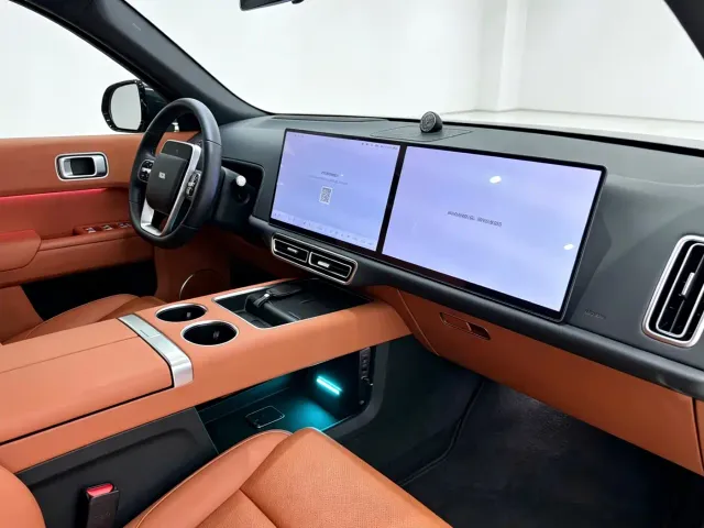 Li Auto L9 — Фото автомобиля 15