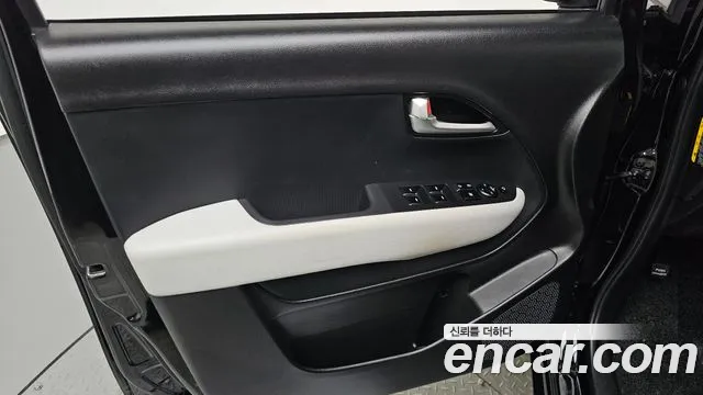 Kia RAY Новый Kia Ray Prestige — Фото автомобиля 12