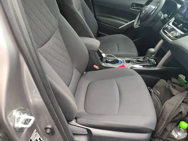 Toyota Corolla Cross — Фото автомобиля 24