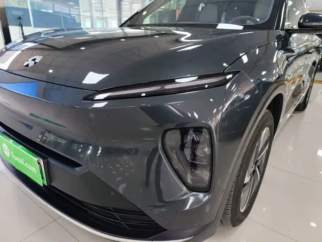 Nio ES8 — Фото автомобиля 23