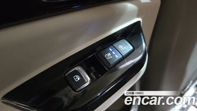 Kia Canival Carnival 4 поколение Бензин 7 мест Hi-Limousine — Фото автомобиля 17