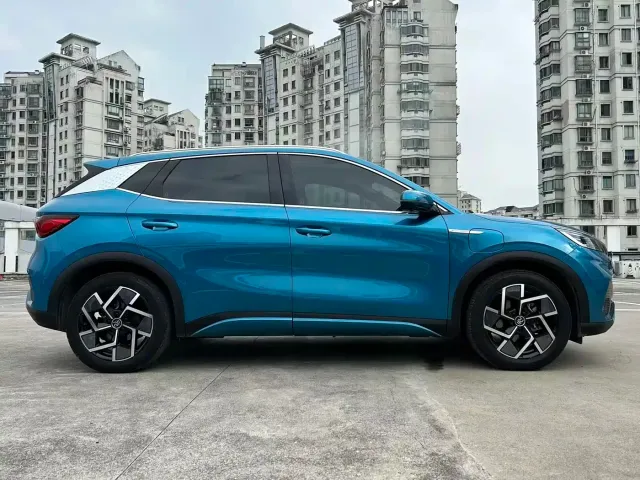 BYD Yuan PLUS — Фото автомобиля 11