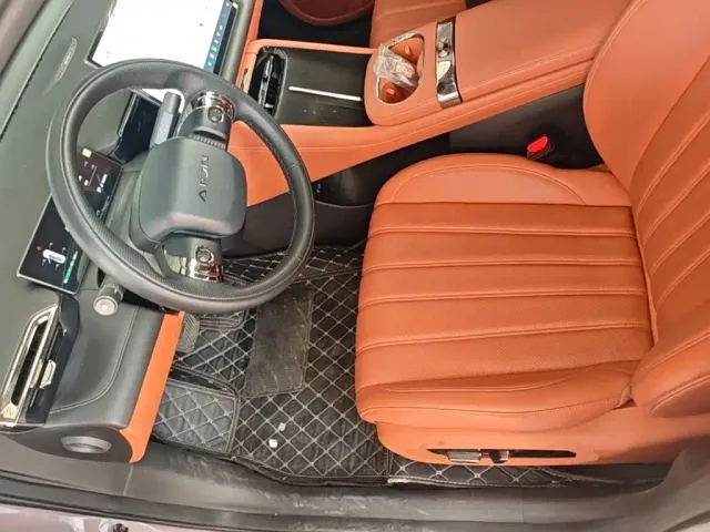 GAC Aion RT — Фото автомобиля 15