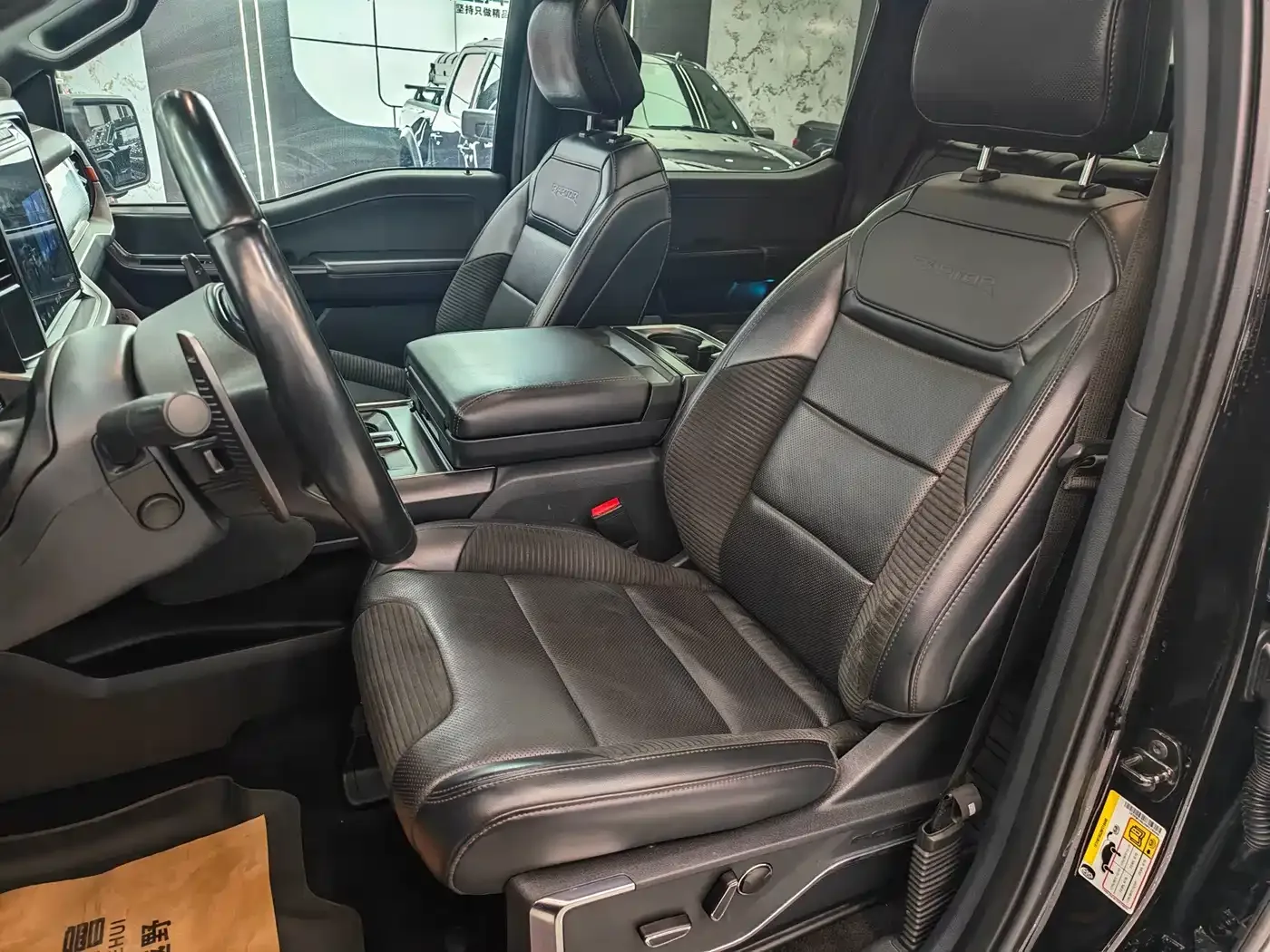 Ford Ford F-150 Raptor 2023 3.5T Raptor — Фото автомобиля 4