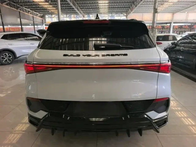 BYD Yuan PLUS — Фото автомобиля 5