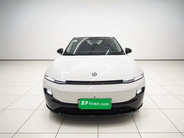 Leapmotor Leapmotor B01 2025 Model 550 Smart Edition — Фото автомобиля 2