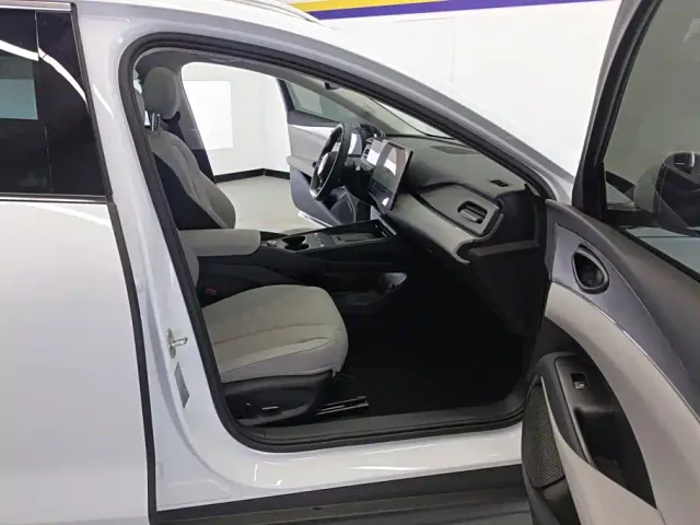 BYD Seal 06 DM-i Touring — Фото автомобиля 8
