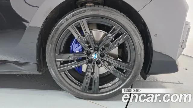 BMW i7 xDrive 60 M Sport — Фото автомобиля 21