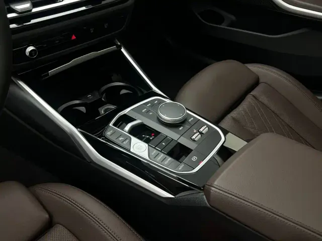 BMW 3 Series — Фото автомобиля 8