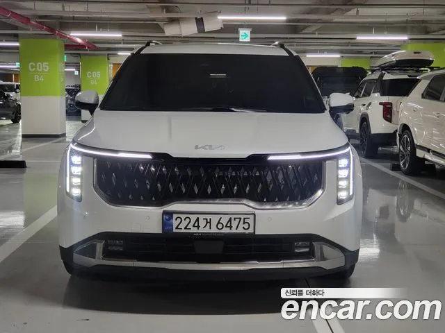 Фотография автомобиля — Kia Carnival 4th Gen