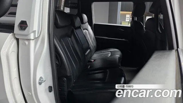 KG_Mobility_Ssangyong Rexton Новый Rexton Sport Khan Дизель 2.2 4WD — Фото автомобиля 12