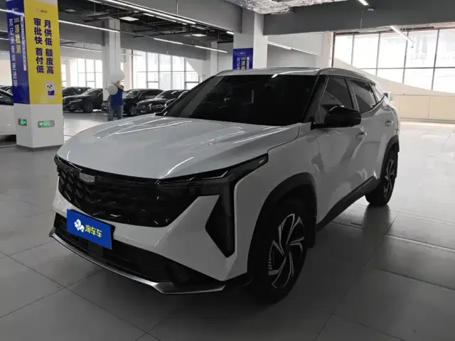Фотография автомобиля — Geely Boyue