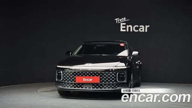 Hyundai Grandeur Grandeur (GN7) 2.5 Бензин 2WD — Фото автомобиля 3