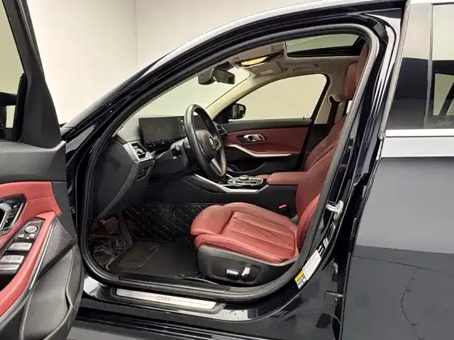 BMW i3 — Фото автомобиля 12